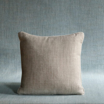 Cushion in Silver Something